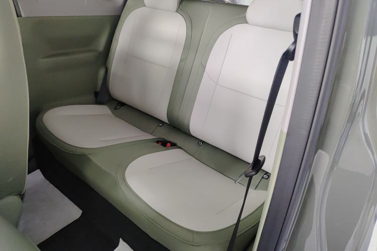 Used Geely Galaxy Panda 2025 210km Panda Rider Left Rear Seat