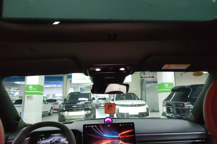 Used Hima AITO M5 2025 Extended-Range Ultra Rear-Wheel-Drive Version Headliner