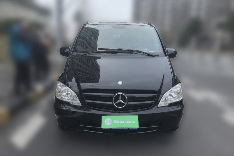 Used Mercedes-Benz Vito 2011 2.5L 7-seater executive version
