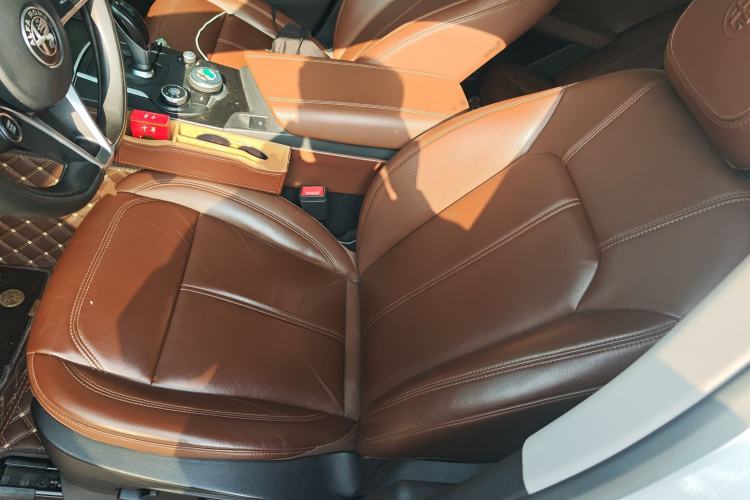 Used Alfa Romeo Stelvio 2017 2.0T 200HP Elite Edition