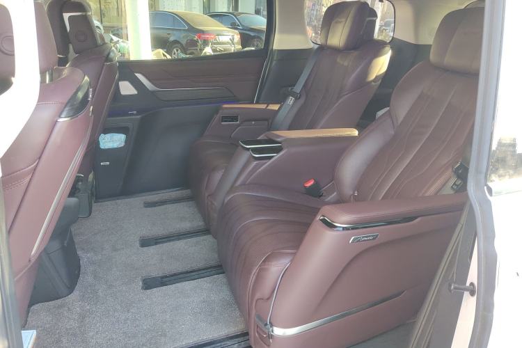 Used Buick Century 2023 2.0T Six-Seater Yinshi Edition