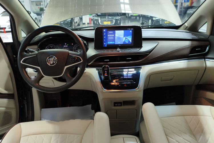 Used Buick GL8 2023 Land Executive Class Comfort Model
