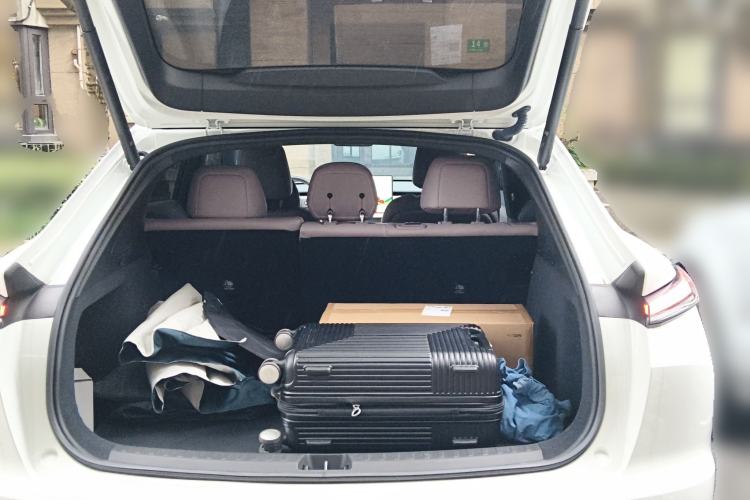 Used ONVO L60 2024 60 kWh Rear-Drive Version
