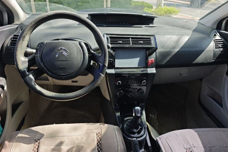 Used Citroen C-Quatre 2013 Sedan 1.6L Manual - Prestige Model Center Console