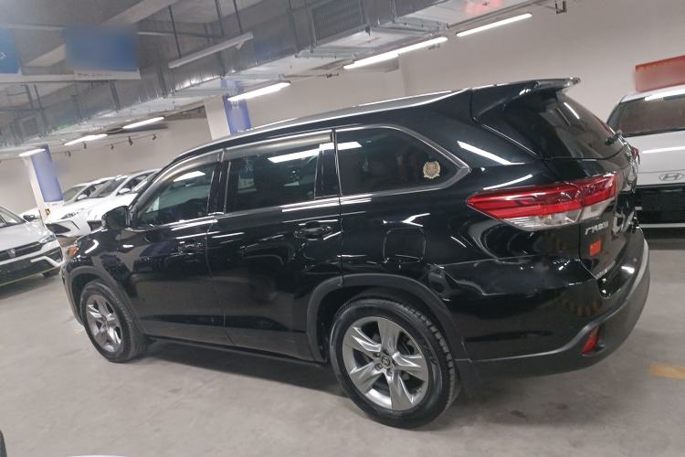 Used Toyota Highlander 2018 2.0T Four-Wheel Drive Luxury Version 7 Seats China VI Standard