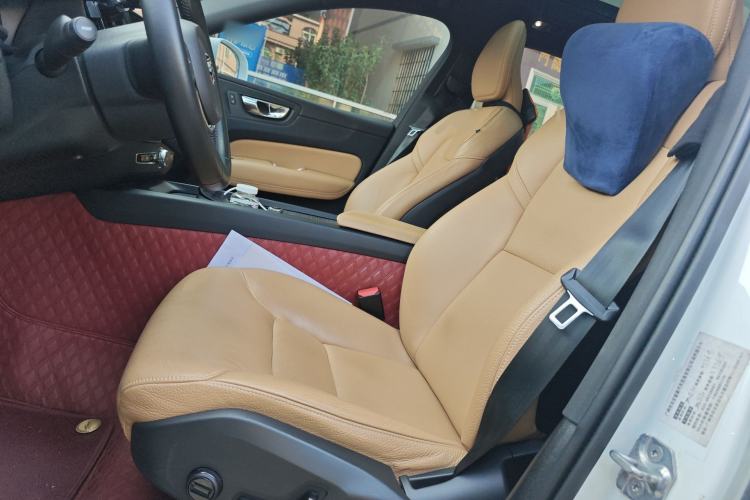 Used Volvo XC60 2019 T5 4x4 Smart Edition China V Standard Left Front Seat