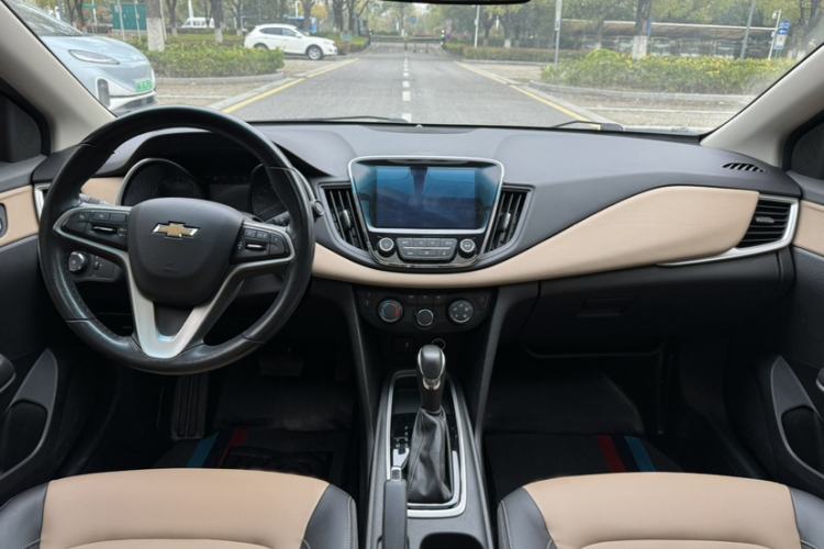 Used Chevrolet Monza 2022 320 Automatic Enjoyment Sunroof Version Interior 2