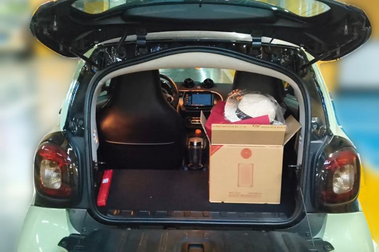 Used smart fortwo 2018 0.9T 66 kW Hardtop Sharp Edition China V Trunk