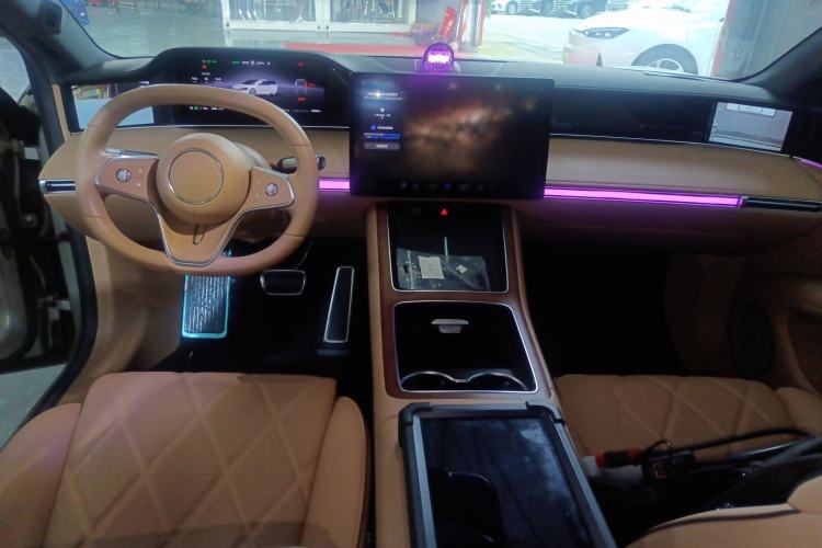 Used Hima Stelato S9 2024 All-Electric Max Rear-Drive Long-Range Version