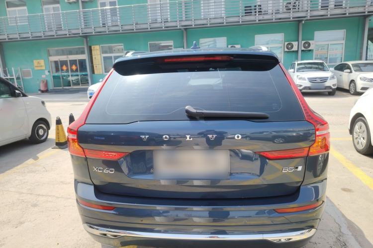 Used Volvo XC60 2023 B5 4x4 Smart Luxury Edition