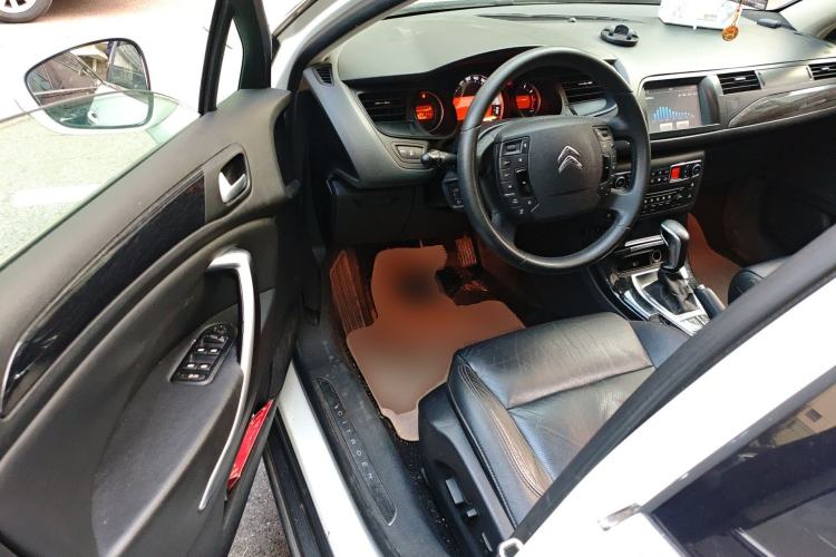 Used Citroen C5 2013 2.0L Automatic Luxury Model
