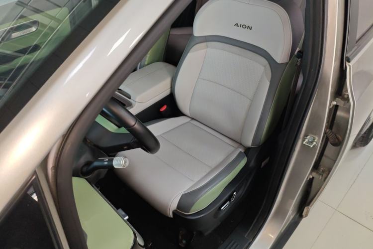 Used AION Y 2023 Plus 510 Tech Edition Left Front Seat