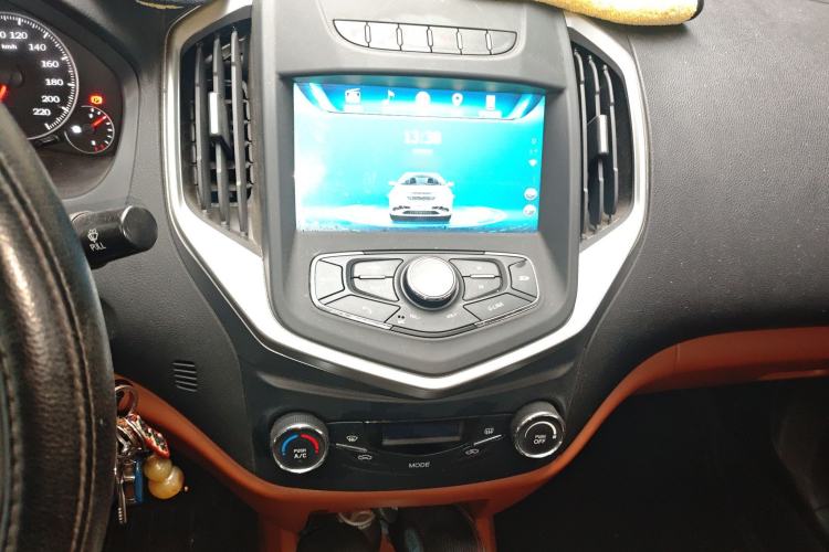 Used Geely Auto Diamond 2016 1.5L Manual Elite Edition