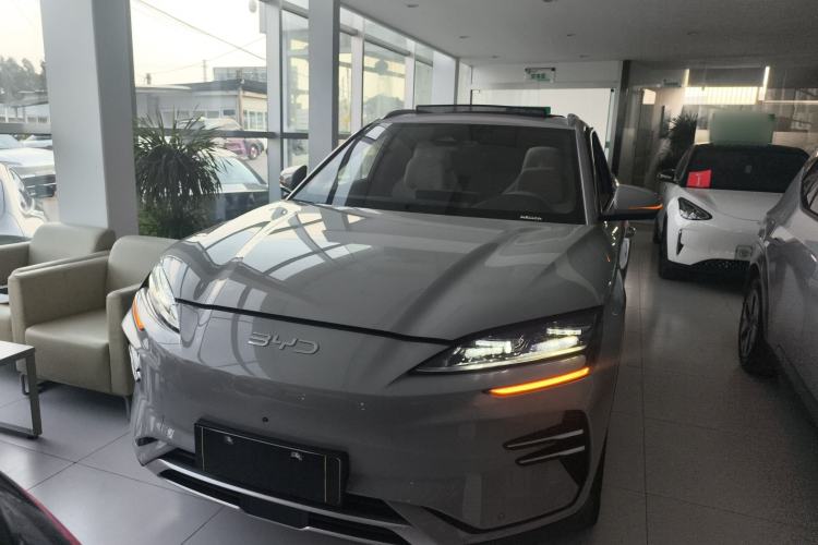 Used BYD Song PLUS New Energy 2023 Champion Edition EV 605KM Flagship PLUS
