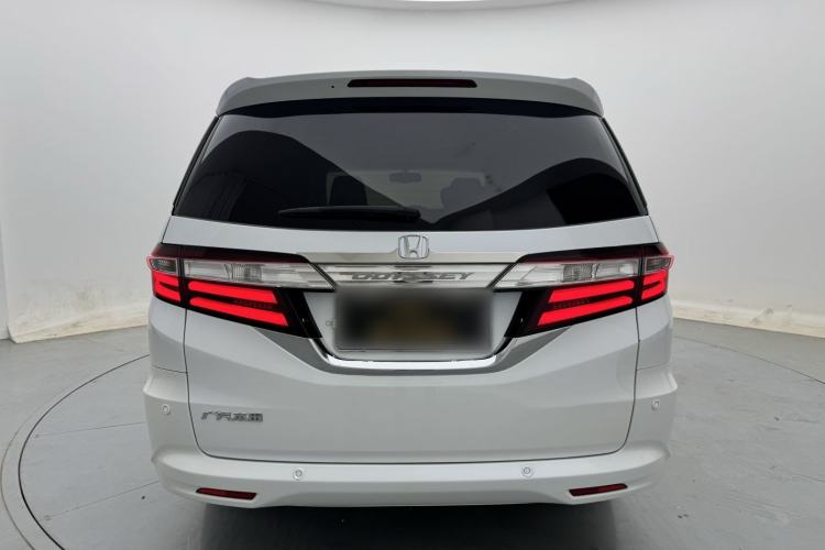 Used Honda Odyssey 2015 Revised Version 2.4L Supreme Edition