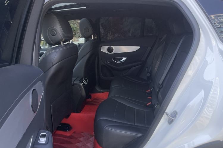 Used Mercedes-Benz GLC Coupe 2018 GLC 200 4MATIC Coupe SUV Interior 3