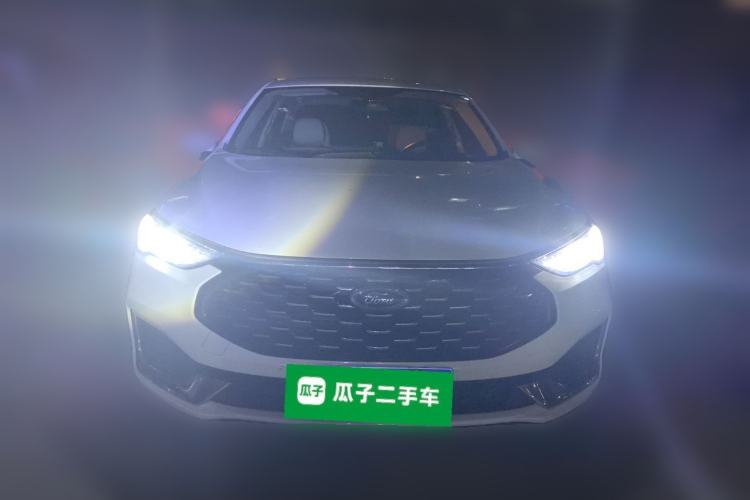 Used Ford Escort 2021 1.5L Automatic Diamond Edition
