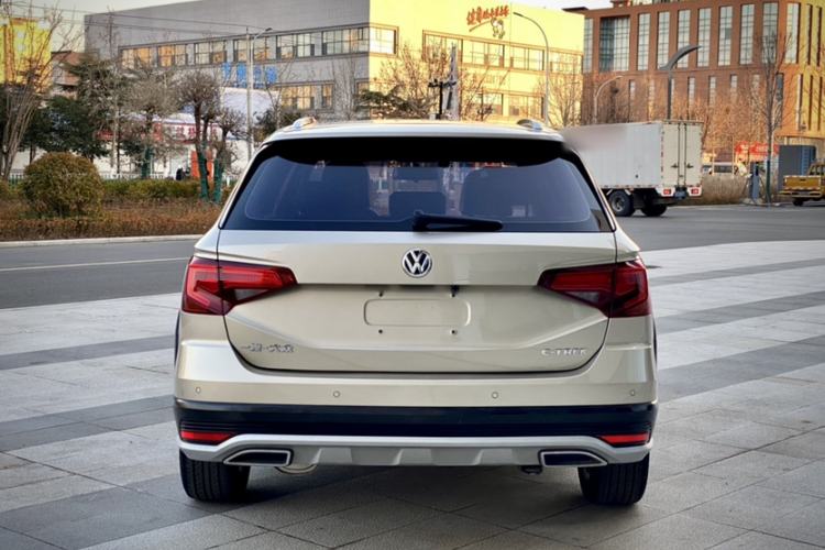 Used Volkswagen C-TREK 2017 1.6L Automatic Comfort Model
