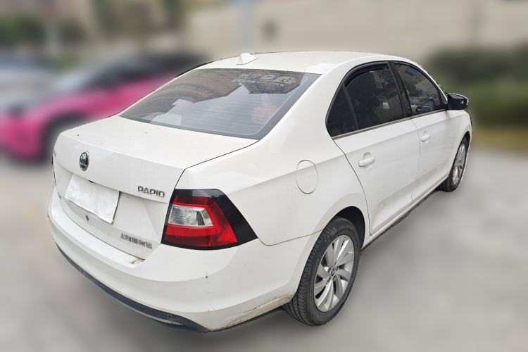 Used Skoda Rapid 2018 1.6L Automatic Comfort Edition
