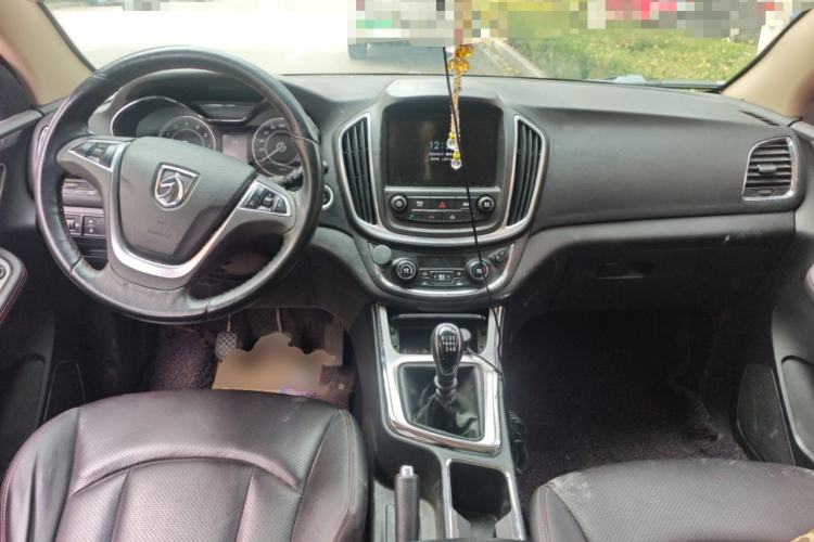 Used Baojun 560 2016 1.5T Manual Luxury Model
