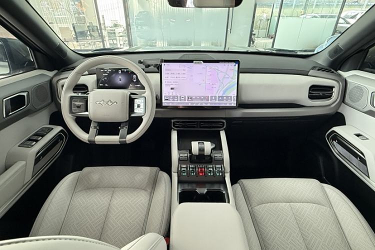 Used Formula Leopard Titanium 3 2025 501 km All-Wheel Drive Intelligent Driving Max Edition