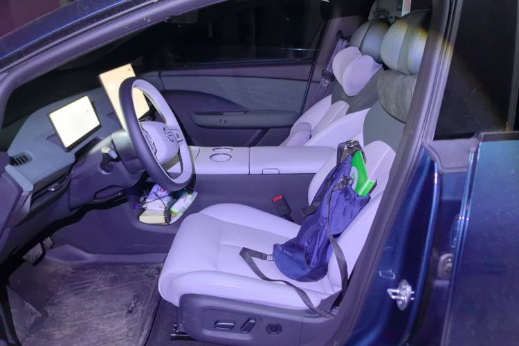 Used Nissan N7 2025 510 Pro Left Front Seat