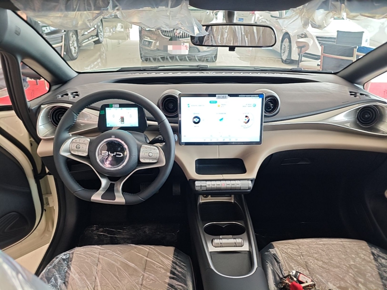 BYD Dolphin 2025 420km Free Edition — снимка 12