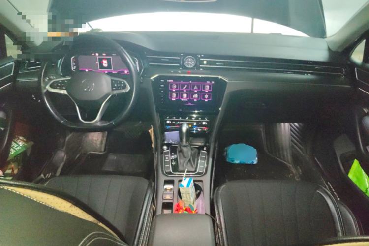 Used Volkswagen Magotan 2020 380TSI DSG Luxury Version Center Console