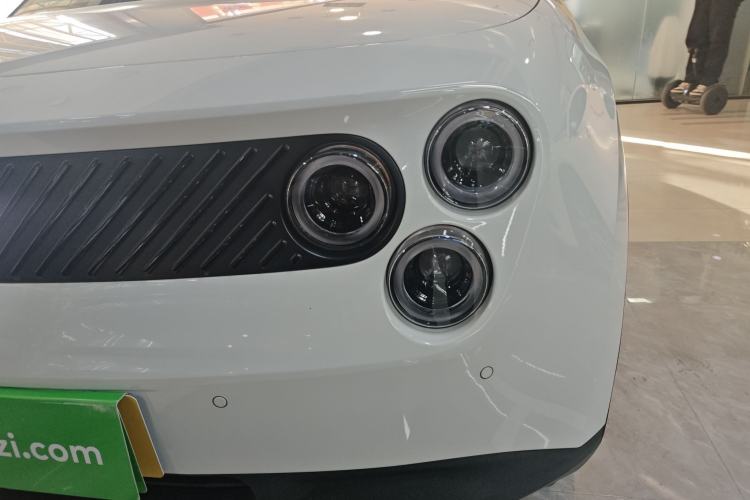 Used firefly firefly 2025 Illuminated Edition
