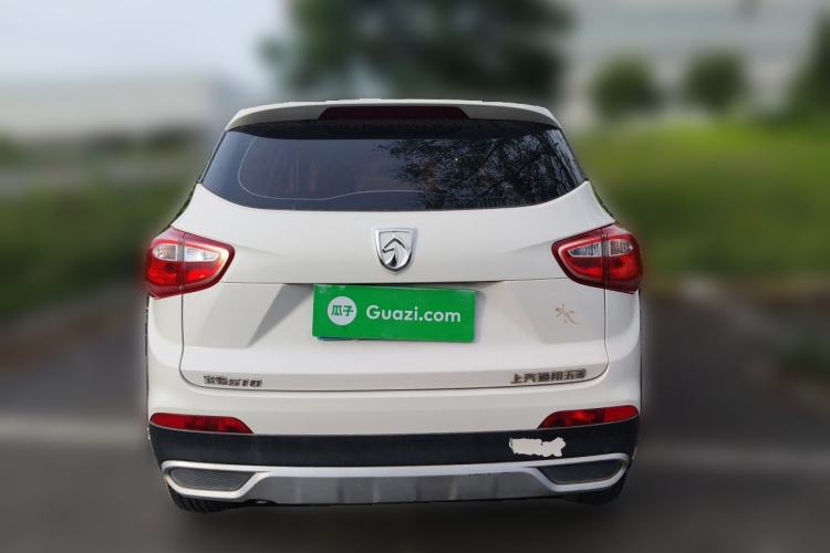 Used Baojun 510 2017 1.5L manual Comfort trim