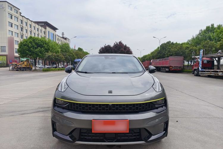 Used Lynk & Co 05 2020 2.0TD Two-Wheel Drive Shine Halo Exterior 7