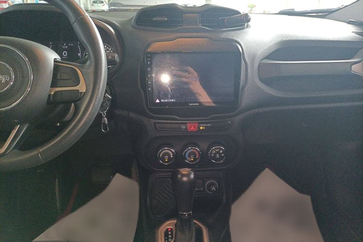 Used Jeep Renegade 2017 180T Automatic High-Energy Version