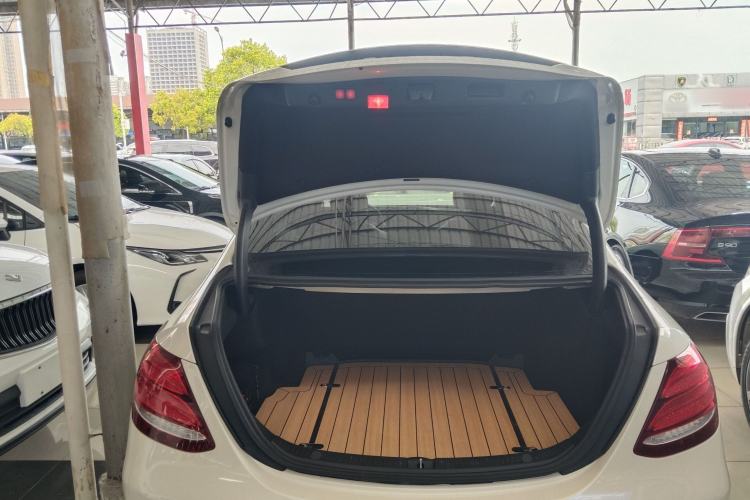 Used Mercedes-Benz E-Class 2017 E 300 L Sporty and Stylish Model Trunk