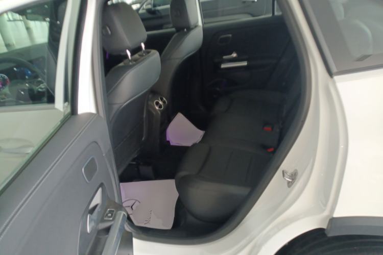 Used Mercedes-Benz GLA 2024 GLA 220 Left Rear Seat