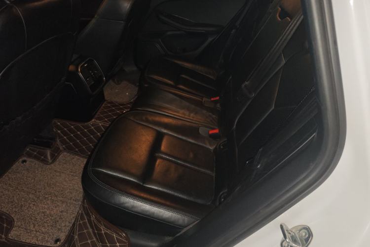 Used Porsche Macan 2014 Macan S 3.0T Left Rear Seat