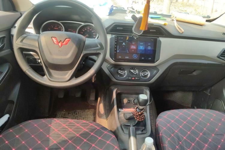 Used Wuling Hongguang 2021 1.5L S Standard Version LAR

