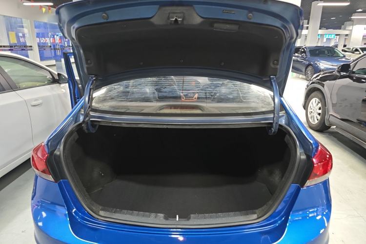 Used Hyundai Elantra (6th Generation / Lingdong) 2016 1.6L Automatic ZhiXuan – Elite Version Trunk