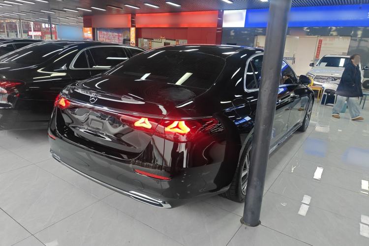 Used Mercedes-Benz E-Class 2024 Refresh E 300 L Stylish Edition