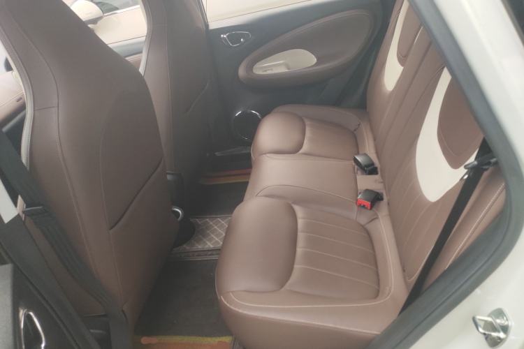 Used Wuling Bingo 2023 203km Comfort Edition Left Rear Seat