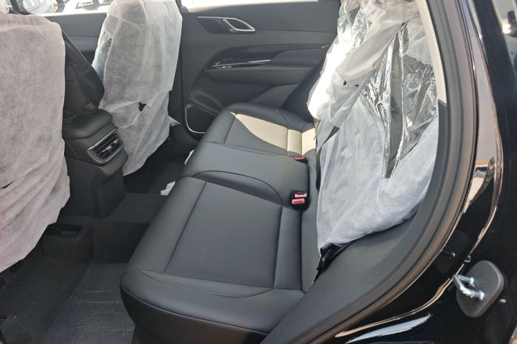 Used Hongqi HS3 2025 Model 1.5T Zhiwei Edition Left Rear Seat