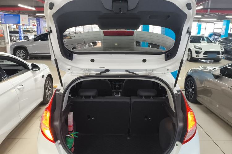 Used Ford Fiesta 2013 Hatchback 1.5L Automatic Sport Model Trunk