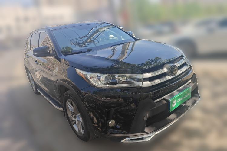 Used Toyota Highlander 2018 2.0T Four-Wheel Drive Luxury Edition 7 Seats China V Emission Standard Front Right 45 Deg