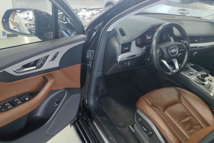 Used Audi Q7 2016 45 TFSI Technology Edition
