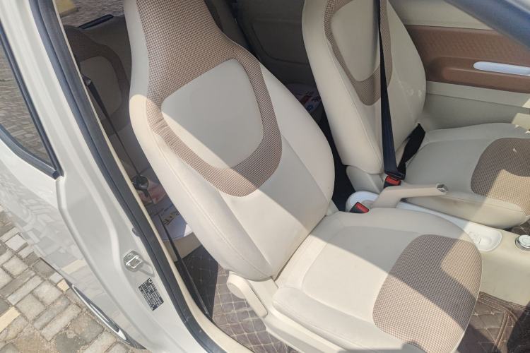 Used Wuling Hongguang MINIEV 2024 3rd Generation 215km Youth Edition Right Front Seat