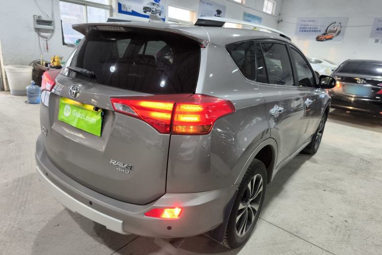 Used Toyota RAV4 2015 2.5L Automatic 4x4 Elite Edition

