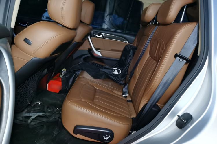 Used Haval H9 2015 2.0T Four-Wheel Drive Luxury 7-Seater
