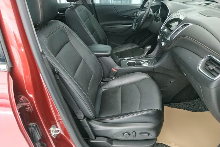 Used Chevrolet Equinox 2017 550T Automatic All-Wheel-Drive Huanjie Edition Right Front Seat