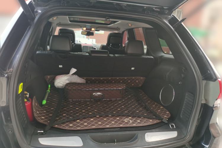 Used Jeep Grand Cherokee 2011 Revised 3.6L Luxury Navigation Edition