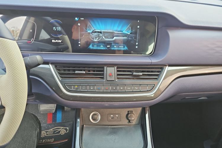 Used BAW Ruisheng Ace M7 2023 2.0L Automatic Long Wheelbase Enjoyment Version 7 Seats
