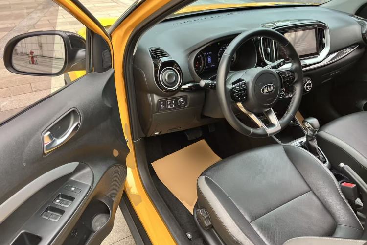 Used Kia kx1 Stonic 2019 1.4L Automatic Sport Edition China VI
